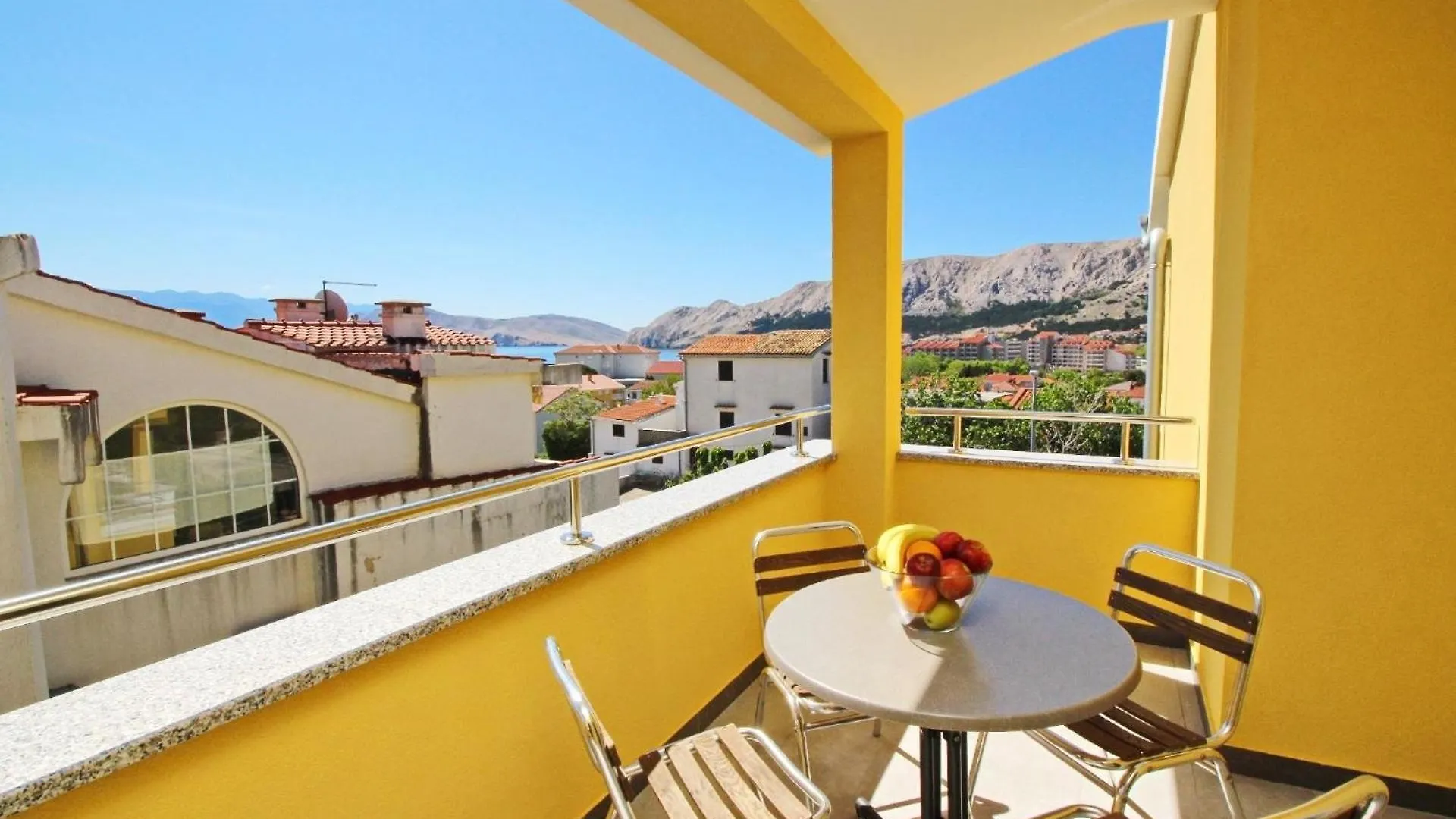 Ferienwohnung Fuer 4 Personen 1 Kind Ca 50 Qm In Baska, Kvarner Bucht Krk